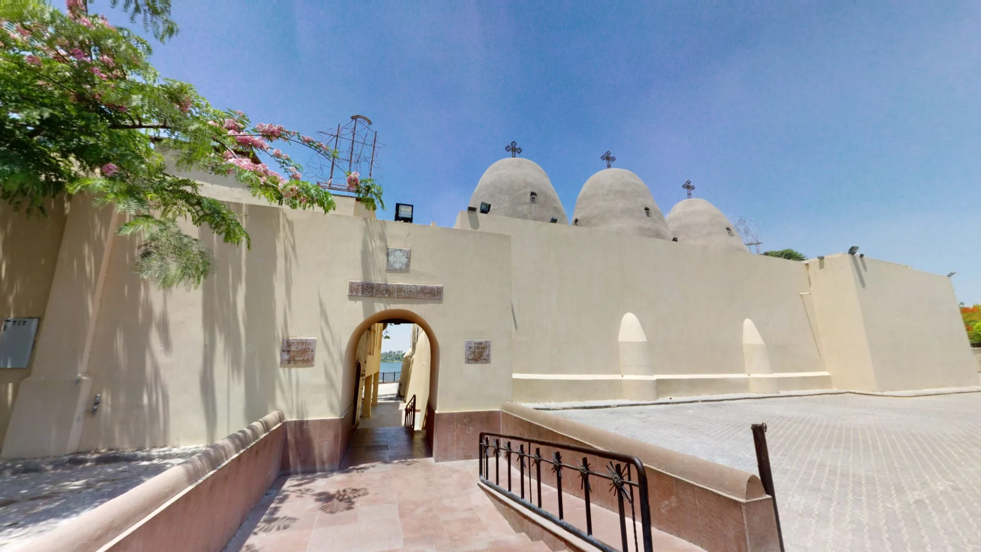 كنيسة السيدة العذراء